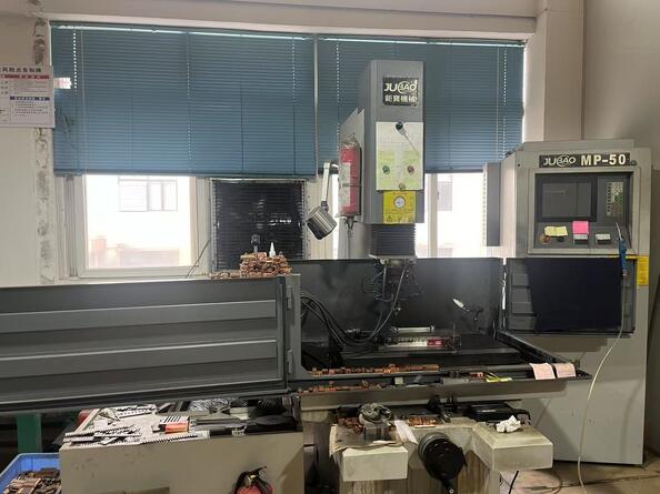 Dongguan Xinwei Clothing Accessories Co.,Ltd.
