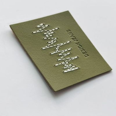 Custom Green Jeans Label Kulit Tag Jahit Type Penutupan Untuk Pakaian
