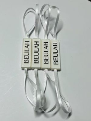 Label Logo Embossed Snap Lock Pin Loop Plastik Fastener Hang Tag Dengan String