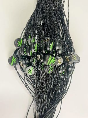 Gantung Pakaian Swing Plastik Tag String Fasteners Hitam Ringan