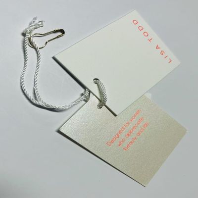 Full Color Sustainable Paper Clothing Jacket Hang Tag Disesuaikan